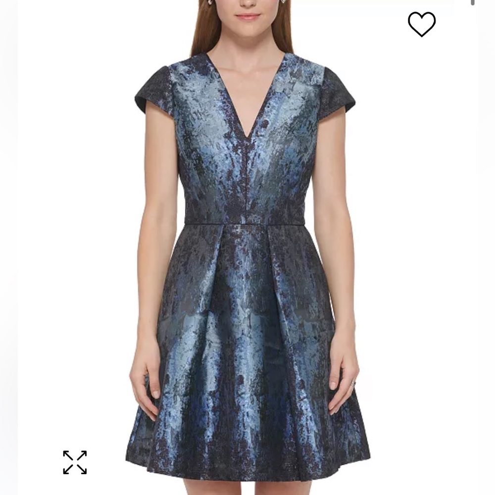 VINCE CAMUTO Women's Metallic Jacquard Cap-Sleeve Dress